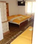 Kır Evi Dita Červený Kláštor